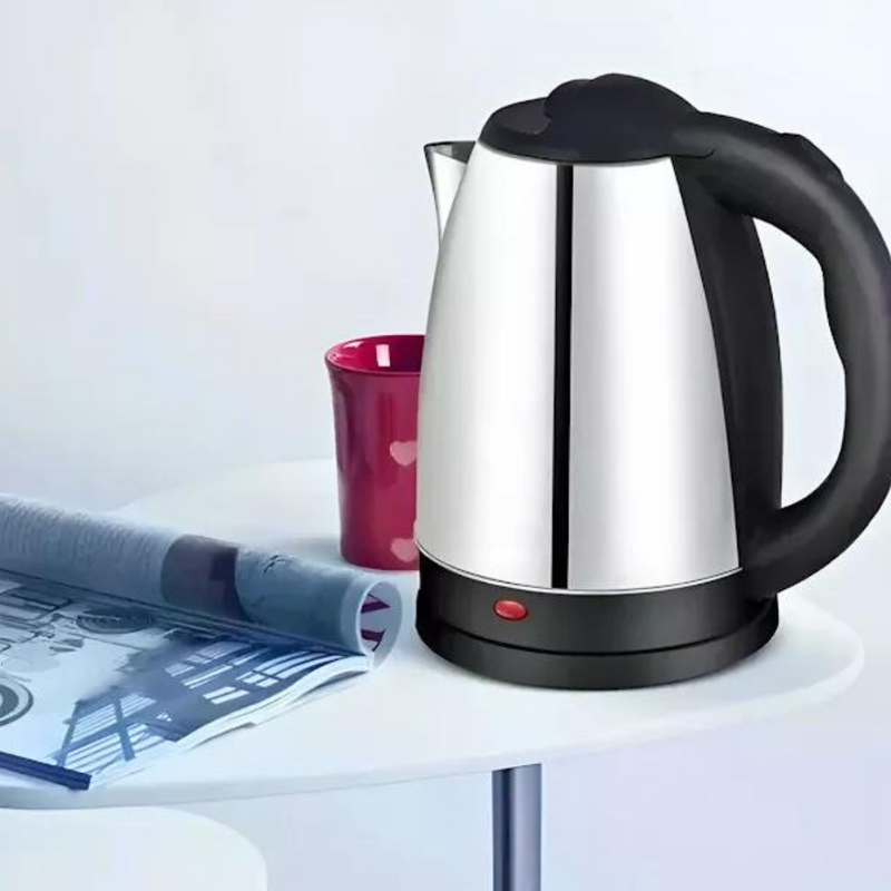 Chaleira Elétrica em Inox 1,8 Litros Trava de Segurança Desligamento Automático 127v